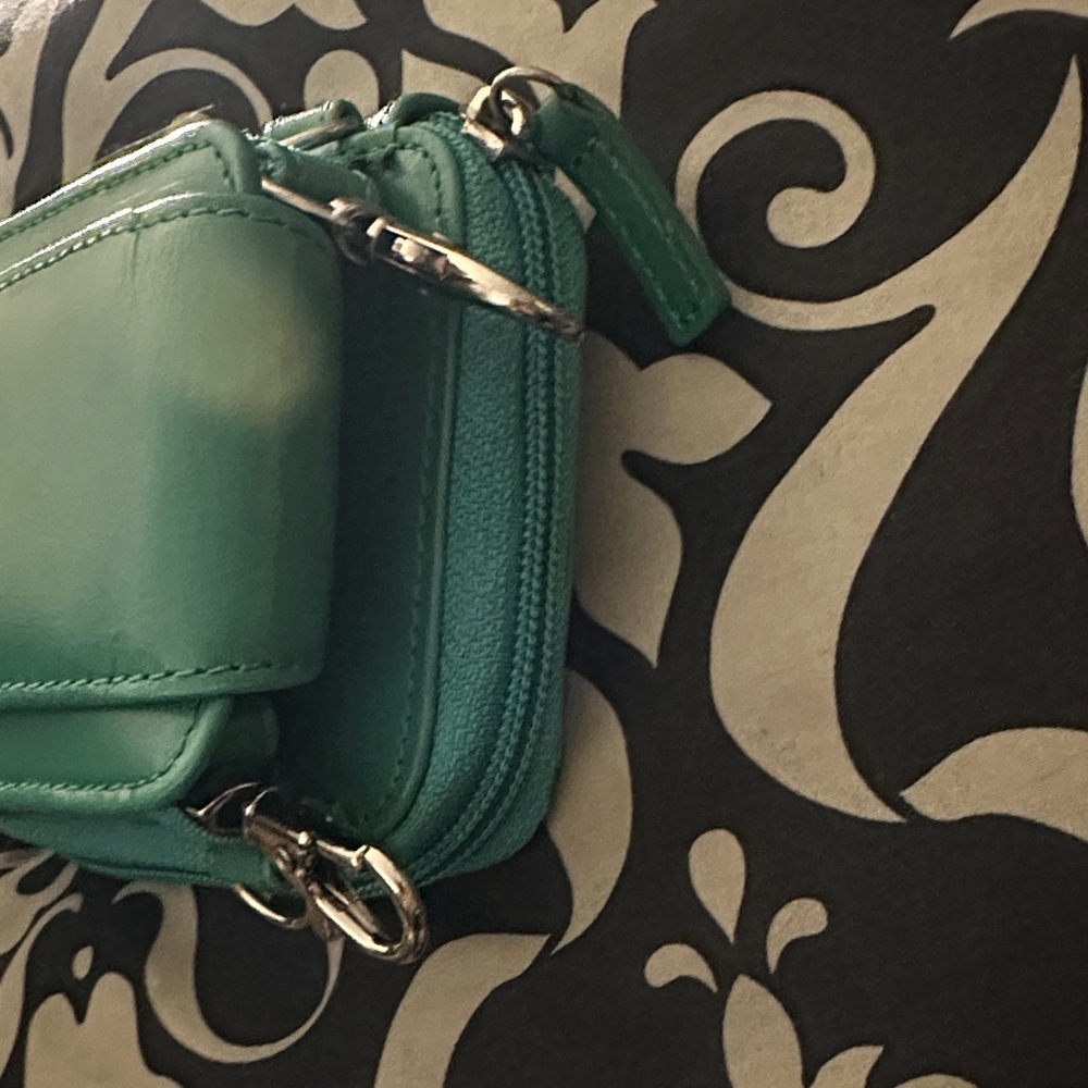 WalletBe Green Wallet - Picture 8 of 9